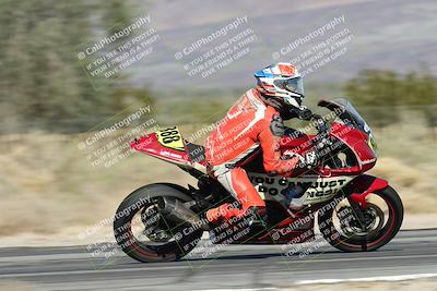 media/Dec-04-2025-Racers Edge (Thu) [[5ebc9f124d]]/3-B Group/5-Session 2 Turn 2 inside Speed Pans/